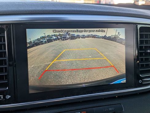 Used 2022 Kia Sportage SX image 6