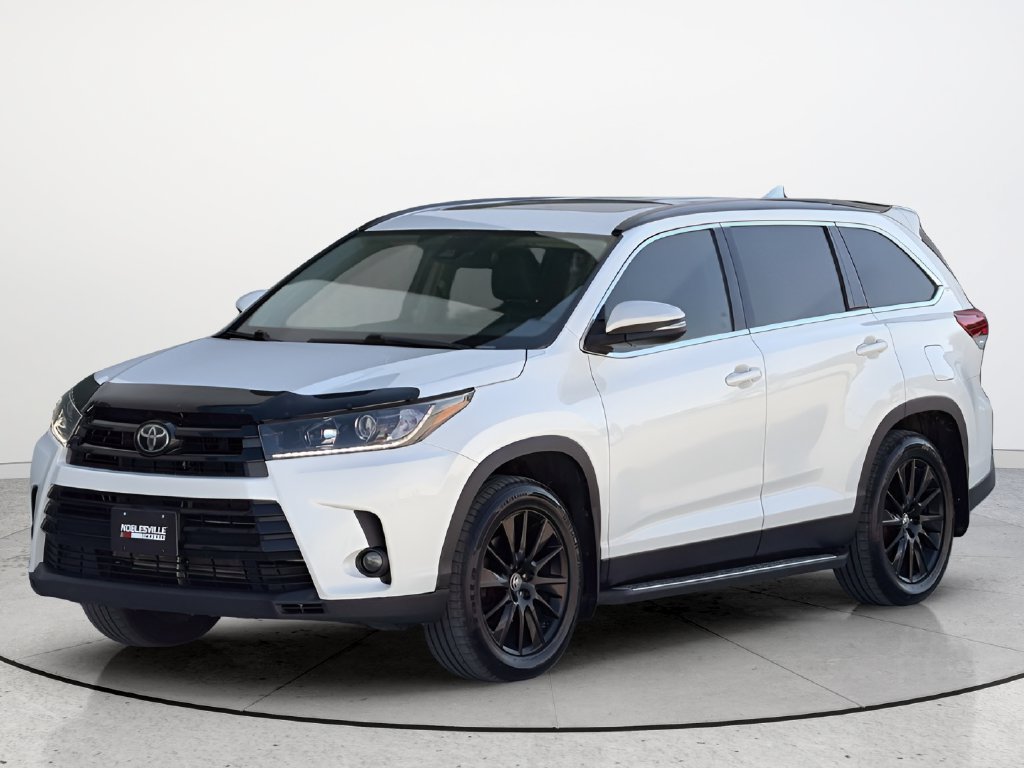 Used 2019 Toyota Highlander XLE AWD/4WD image 1