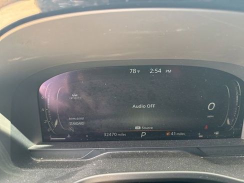 Used 2023 INFINITI QX60 Luxe w/ Performance Audio Package image 8