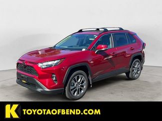 Used 2025 Toyota RAV4 XLE Premium AWD/4WD video 1