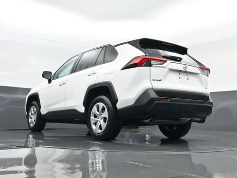 Used 2024 Toyota RAV4 LE image 22