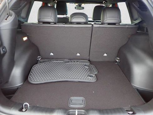 New 2026 Jeep Compass Latitude image 8