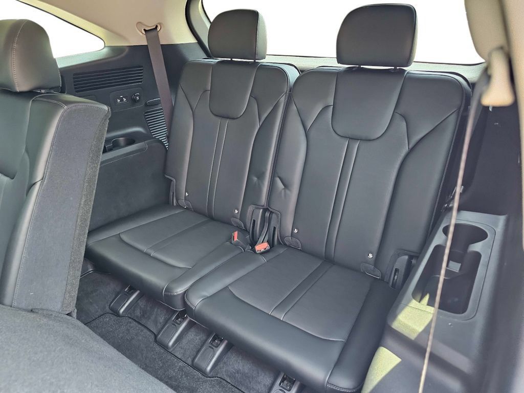 Certified 2026 Kia Sorento S w/ S Panoramic Sunroof Package FWD image 35