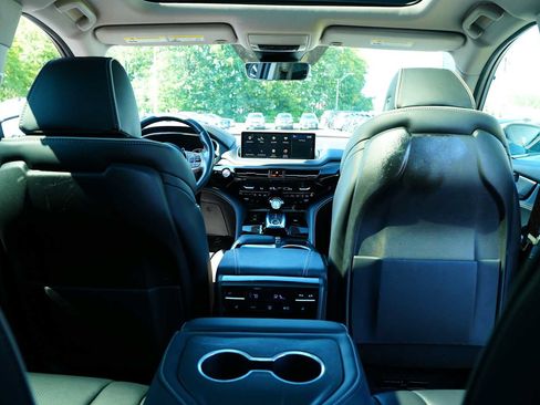 Certified 2024 Acura MDX SH-AWD w/ Advance Package image 34