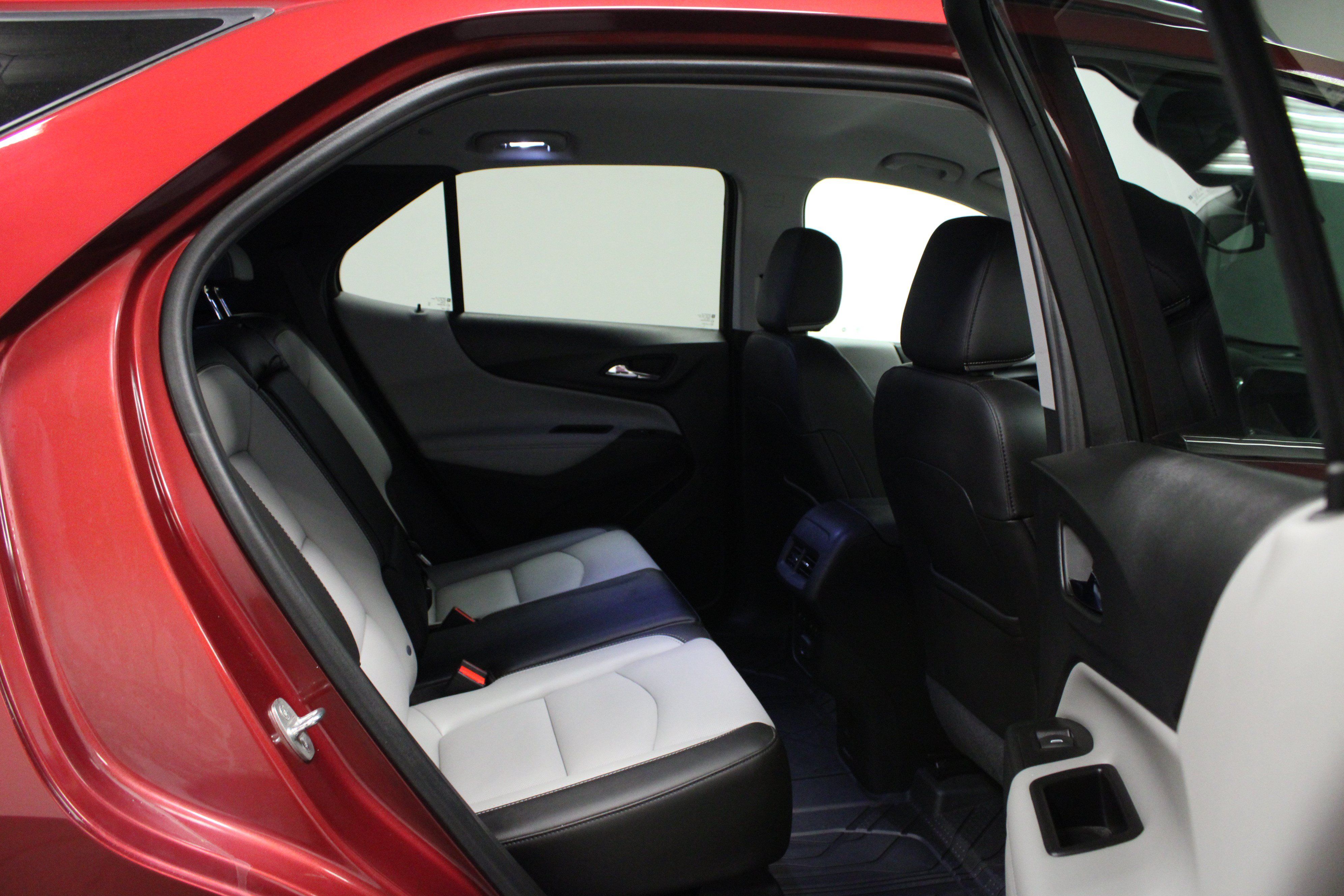 Used 2020 Chevrolet Equinox Premier FWD image 15