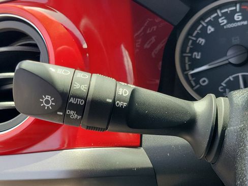 Used 2022 Toyota Tacoma SR5 w/ Technology Package RWD image 27