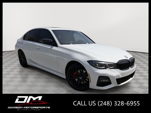 Used 2022 BMW 330i xDrive Sedan w/ M Sport Package AWD/4WD image 1