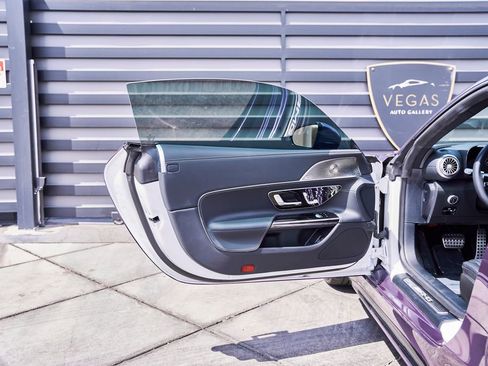 Used 2024 Mercedes-Benz AMG GT 63 image 31