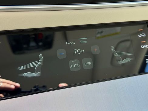 New 2026 Genesis GV70 2.5T Select AWD/4WD image 36