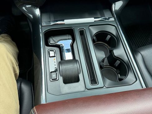 Used 2021 Ford F150 Lariat w/ Equipment Group 502A High image 23