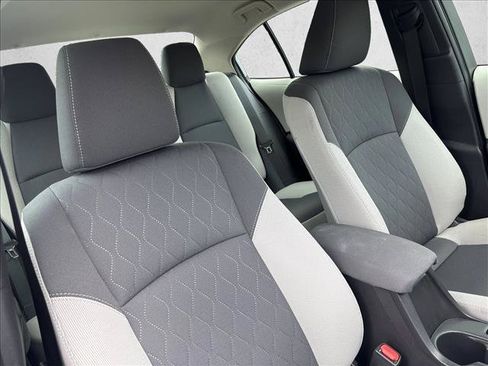 Certified 2025 Toyota Corolla LE FWD image 24