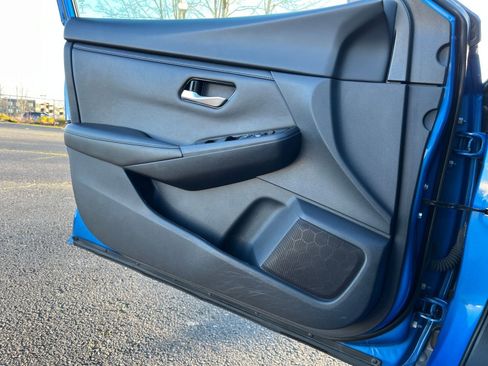 Used 2024 Nissan Sentra SV image 18