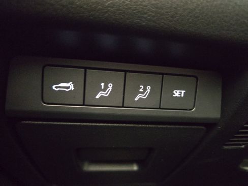 Used 2023 MAZDA CX-30 AWD 2.5 S w/ Premium Package image 31