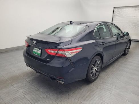 Used 2019 Toyota Camry SE image 9