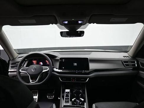 New 2026 Volkswagen Atlas Peak Edition AWD/4WD image 10