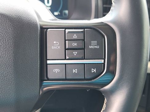 Used 2024 Ford Expedition Platinum image 19