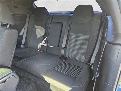 Used 2022 Dodge Challenger SXT image 17