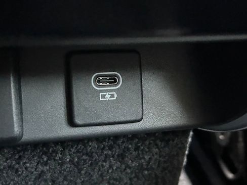 Used 2023 Land Rover Range Rover SE AWD/4WD image 24