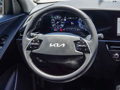 Used 2023 Kia Niro Wind FWD image 14