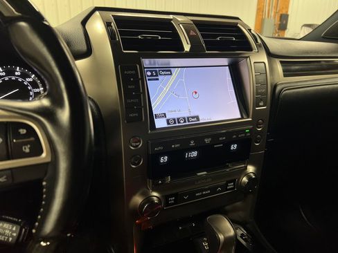 Used 2021 Lexus GX 460 Premium AWD/4WD image 23