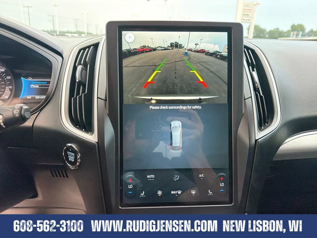 Used 2022 Ford Edge SEL AWD/4WD image 19