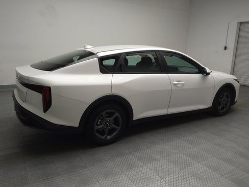 Used 2025 Kia K4 FWD image 10
