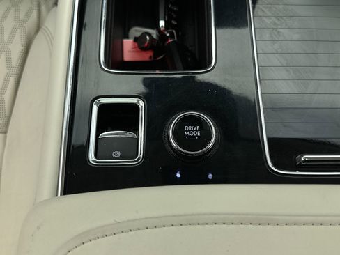 Used 2021 Lincoln Aviator Black Label Grand Touring w/ Class IV Trailer Tow Package image 25