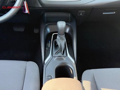 Used 2026 Toyota Corolla LE FWD image 18