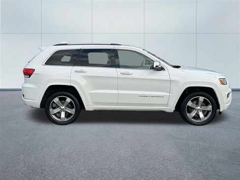 Used 2015 Jeep Grand Cherokee Overland image 5