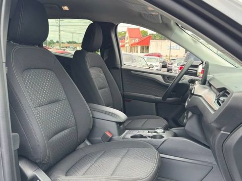 Used 2025 Ford Escape Active AWD/4WD image 28