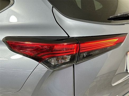 Used 2022 Toyota Highlander Platinum image 37