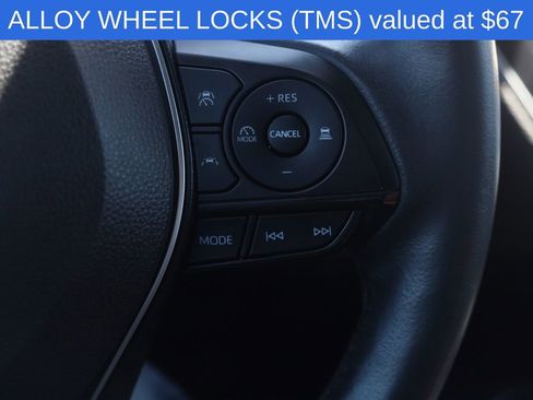 Used 2024 Toyota Corolla SE w/ SE Premium Package FWD image 6