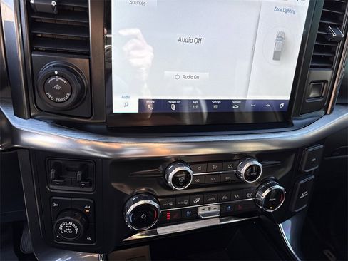 Used 2022 Ford F150 Lariat image 29