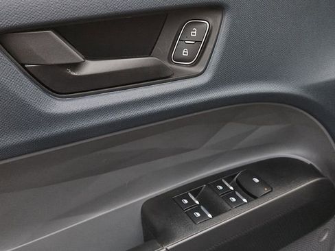 New 2025 Ford Maverick XL w/ Equipment Group 102A image 24