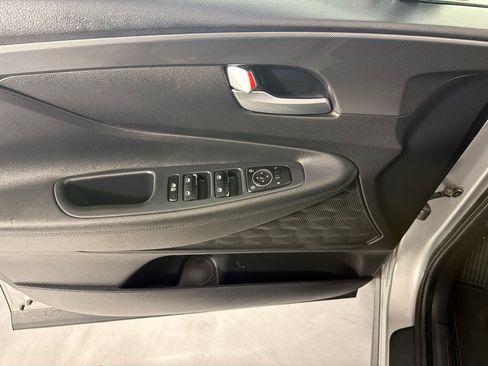 Used 2021 Hyundai Santa Fe SEL FWD image 11