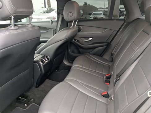 Used 2021 Mercedes-Benz GLC 300 image 17