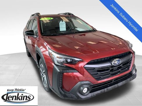 Certified 2024 Subaru Outback Premium AWD/4WD image 1
