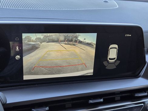 Used 2025 Kia Telluride LX FWD image 26