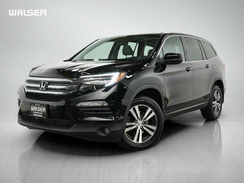 Used 2017 Honda Pilot EX image 1