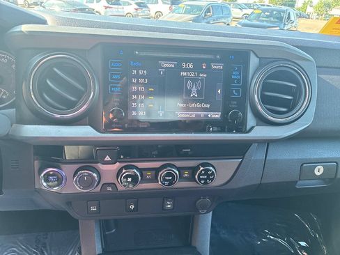 Used 2016 Toyota Tacoma TRD Off-Road w/ Towing Package AWD/4WD image 14