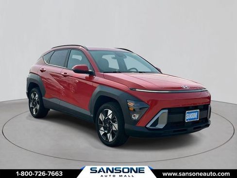 Certified 2025 Hyundai Kona SEL AWD/4WD image 1