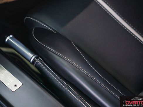 Used 2017 Aston Martin V12 Vantage S image 17