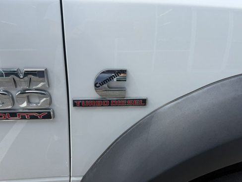 Used 2017 RAM 5500 Tradesman w/ Ambulance Prep Group AWD/4WD image 17