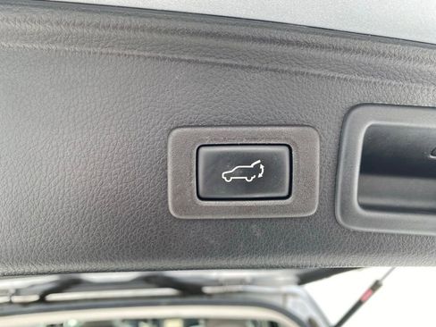 Used 2015 Subaru Forester 2.5i Limited image 29