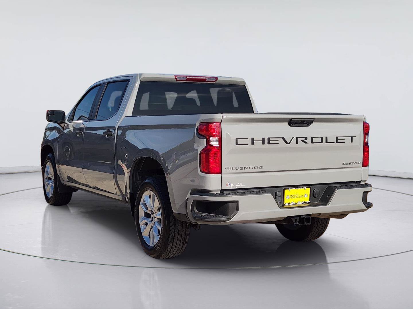 Used 2024 Chevrolet Silverado 1500 Custom RWD image 7