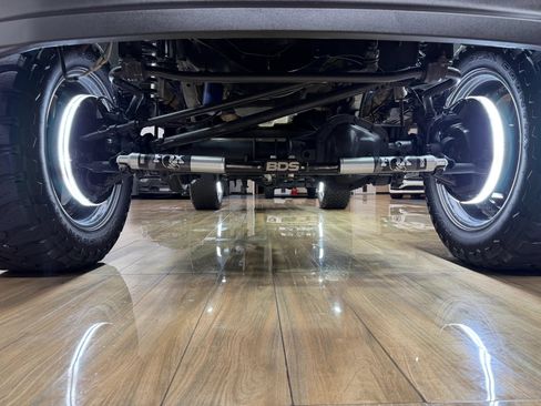 Used 2018 Ford F250 Lariat w/ Lariat Ultimate Package AWD/4WD image 4