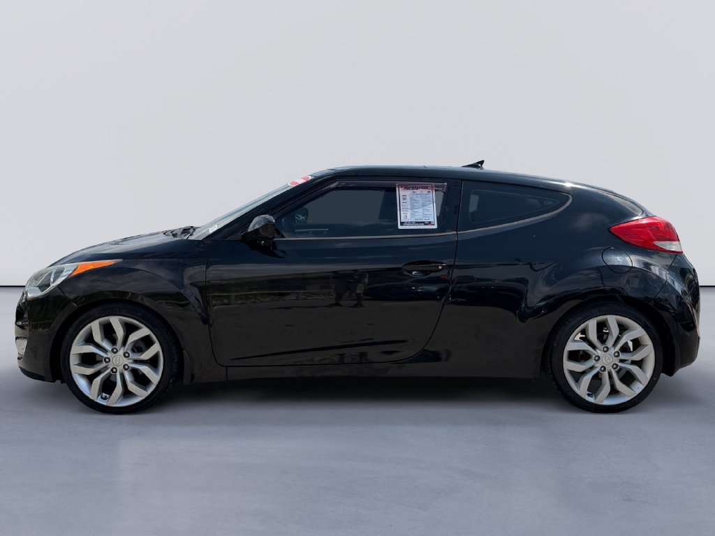 Used 2012 Hyundai Veloster w/ Style Pkg FWD image 6
