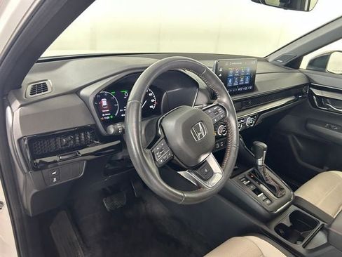 Used 2025 Honda CR-V Sport Touring image 13