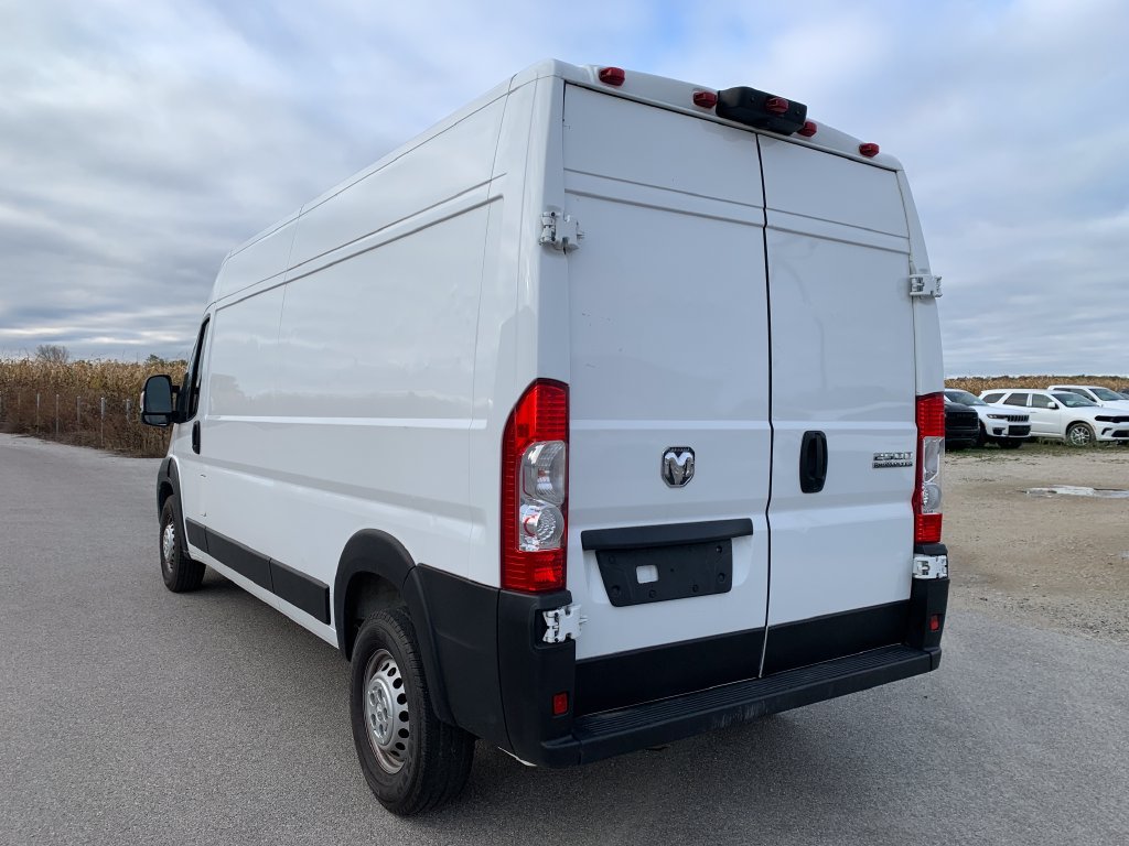 Used 2024 RAM ProMaster 2500 w/ Convenience Group FWD image 5