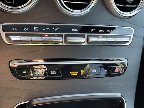 Certified 2022 Mercedes-Benz GLC 300 4MATIC image 34